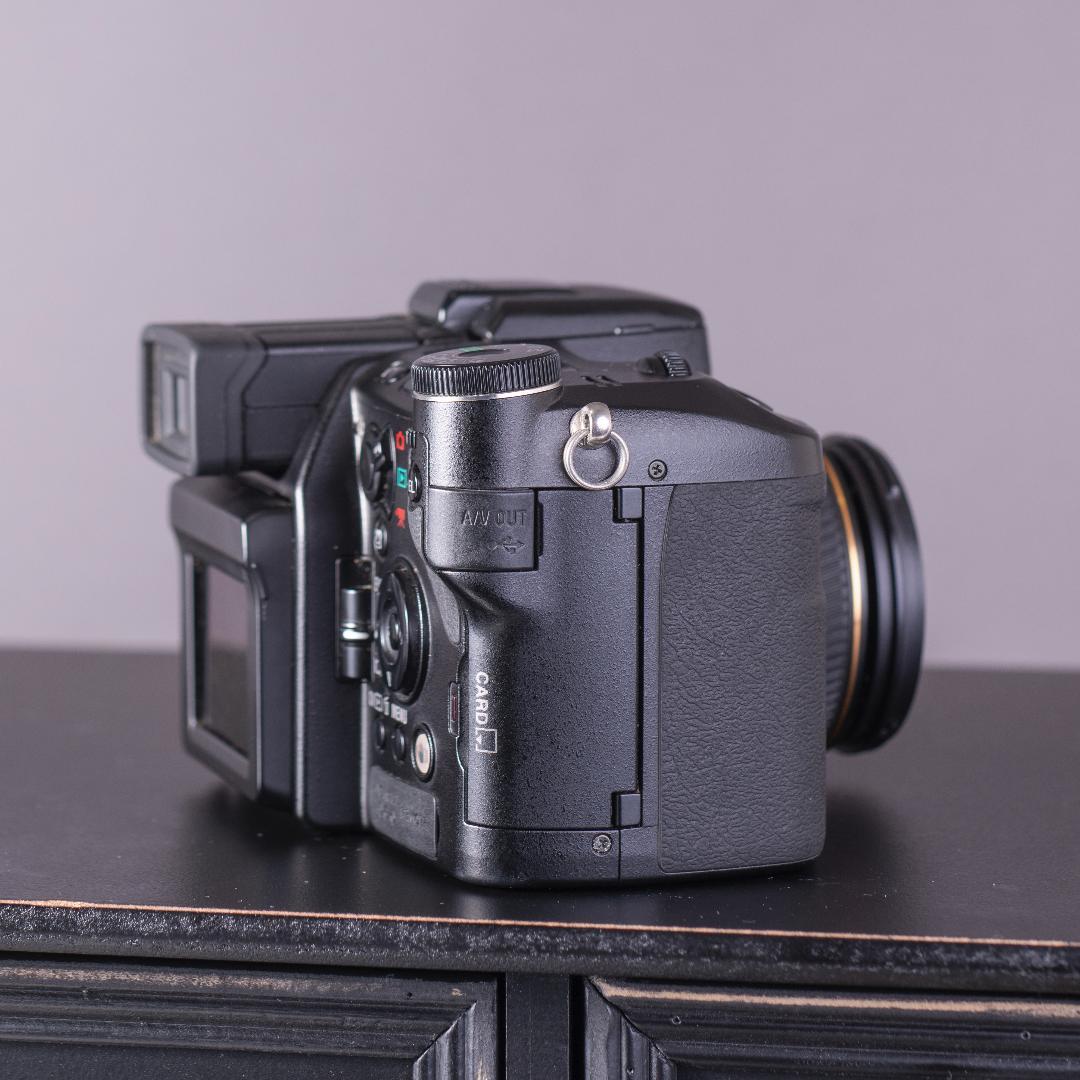 本格派デジカメ】MINOLTA DiMAGE A2 ブラック スマホ転送OK - メルカリ