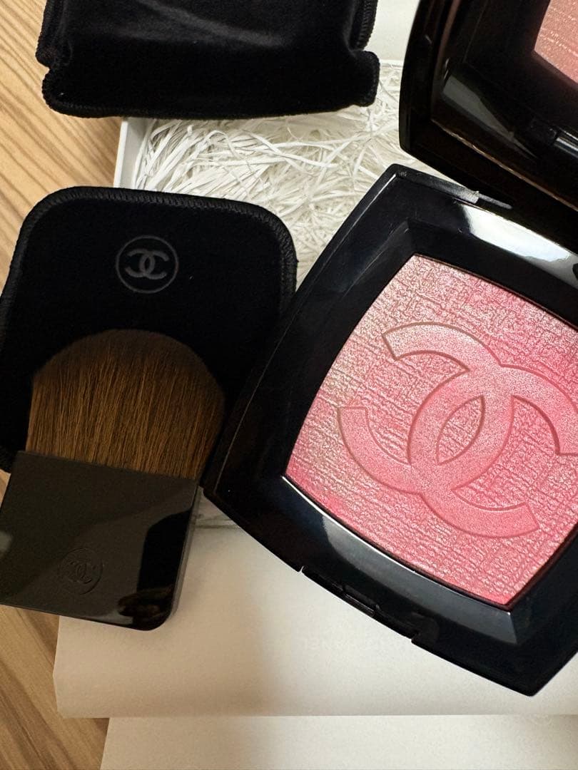 値下げweek!CHANEL ファンテジードゥ　チーク 限定版 限定パウダーチーク】ファンテジー ドゥ シャネル｜CHANELの人気色を