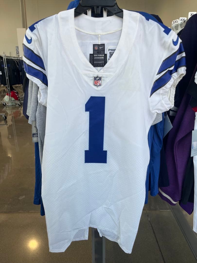 Jones選手着用済み ダラスカウボーイズユニフォーム カウボーイズが苦戦中のKトリスタン・ビスカイノを放出 | NFL JAPAN.COM