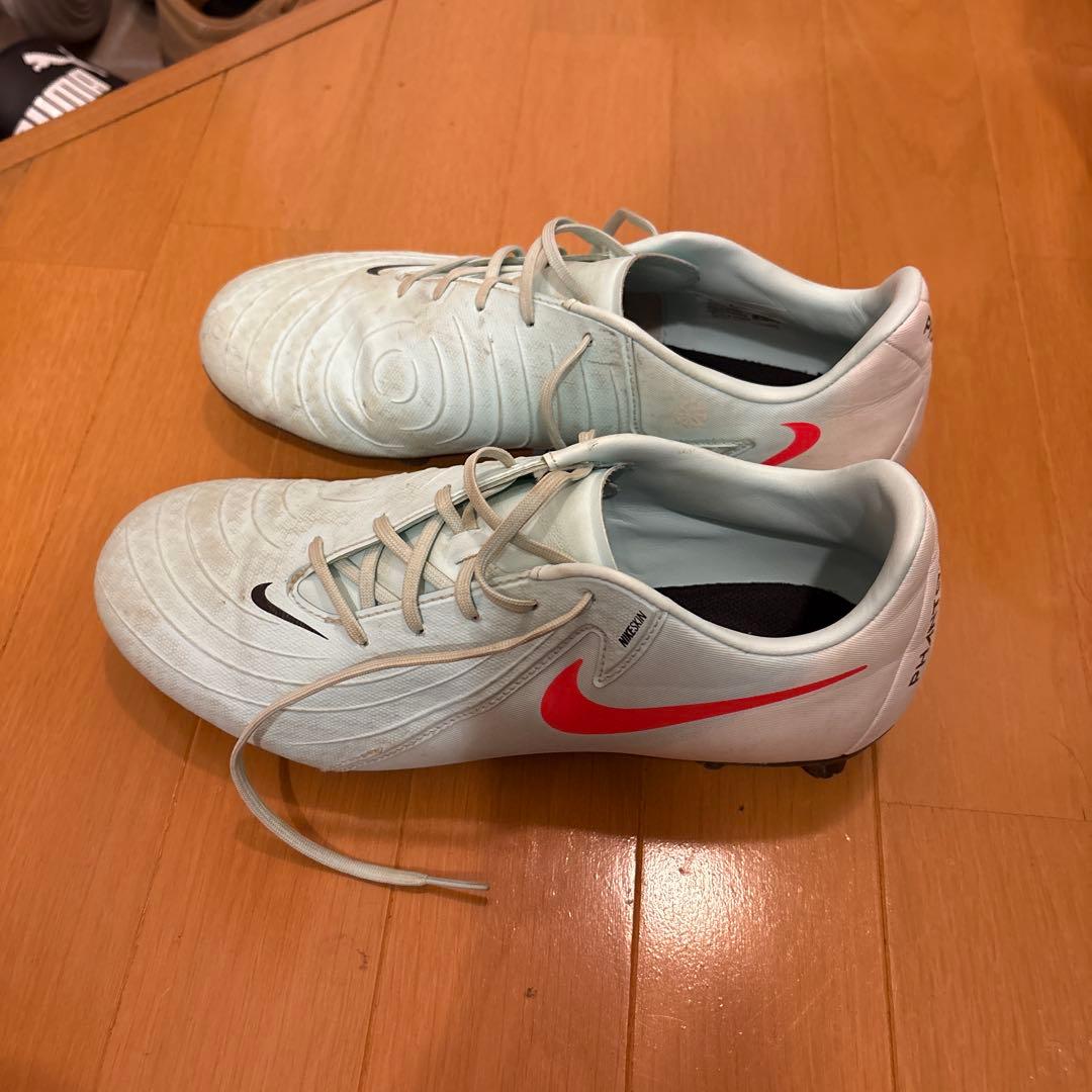 Nike Phantom GT サッカーシューズ ホワイト/レッド NIKE ナイキ ファントム GT2 アカデミー FG/MG ジュニア(ホワイト