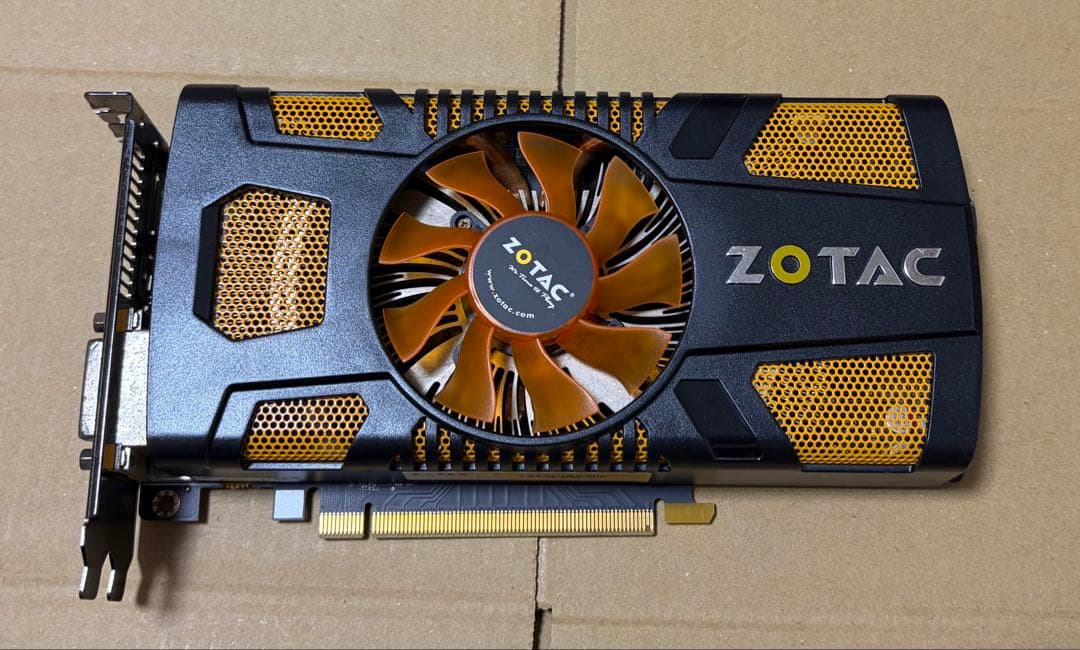 ZOTAC GeForce GTX550Ti 1GB ジャンク品 - メルカリ