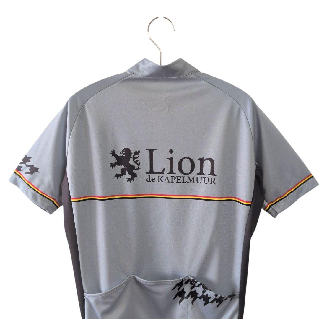 Lion de KAPELMUURリオンドカペルミュール サイクルジャージ - メルカリ