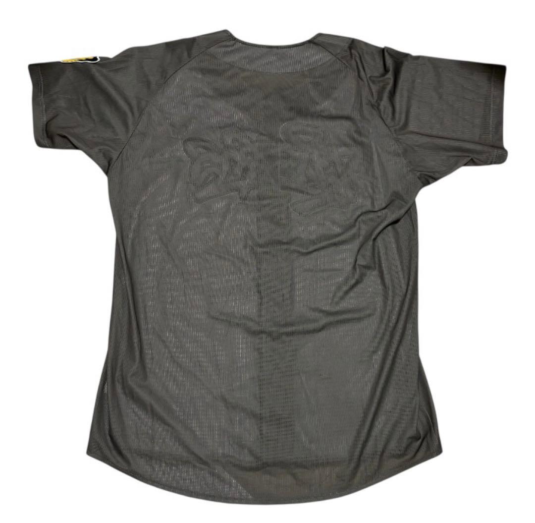 極美品】阪神タイガース 2024 HIP HOP デザイン ユニフォーム XO