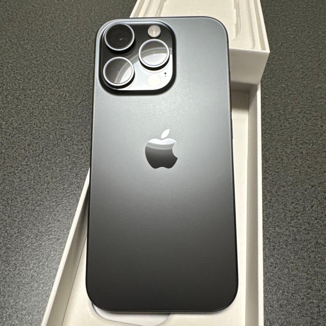 Apple ｜iPhone 16 pro 256GB ブラックチタニウム - メルカリ