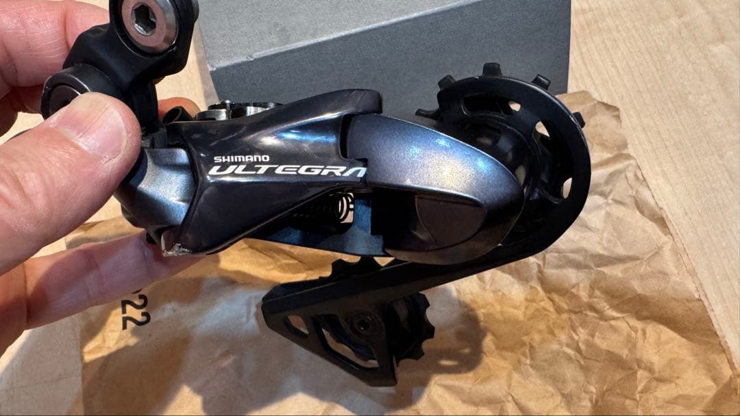 Shimano Ultegra di211速 RD-R8050 リアディレイラー SHIMANO（シマノ）RD-R8050-GS リアディレーラー Di2 ミディアムケージ