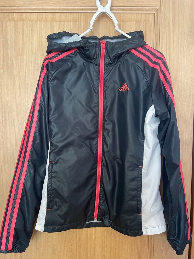 adidas ウィンドブレーカー 上下セット S 黒/白/赤 - メルカリ