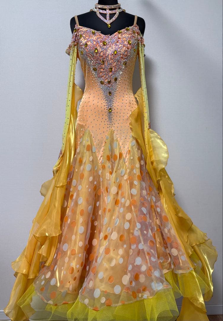 【処分価格・未使用品】社交ダンスドレス　デモ用ドレス　競技用　ソシアルダンス 楽天市場】【新商品】 社交ダンスドレス レディース 競技用ドレス 社交