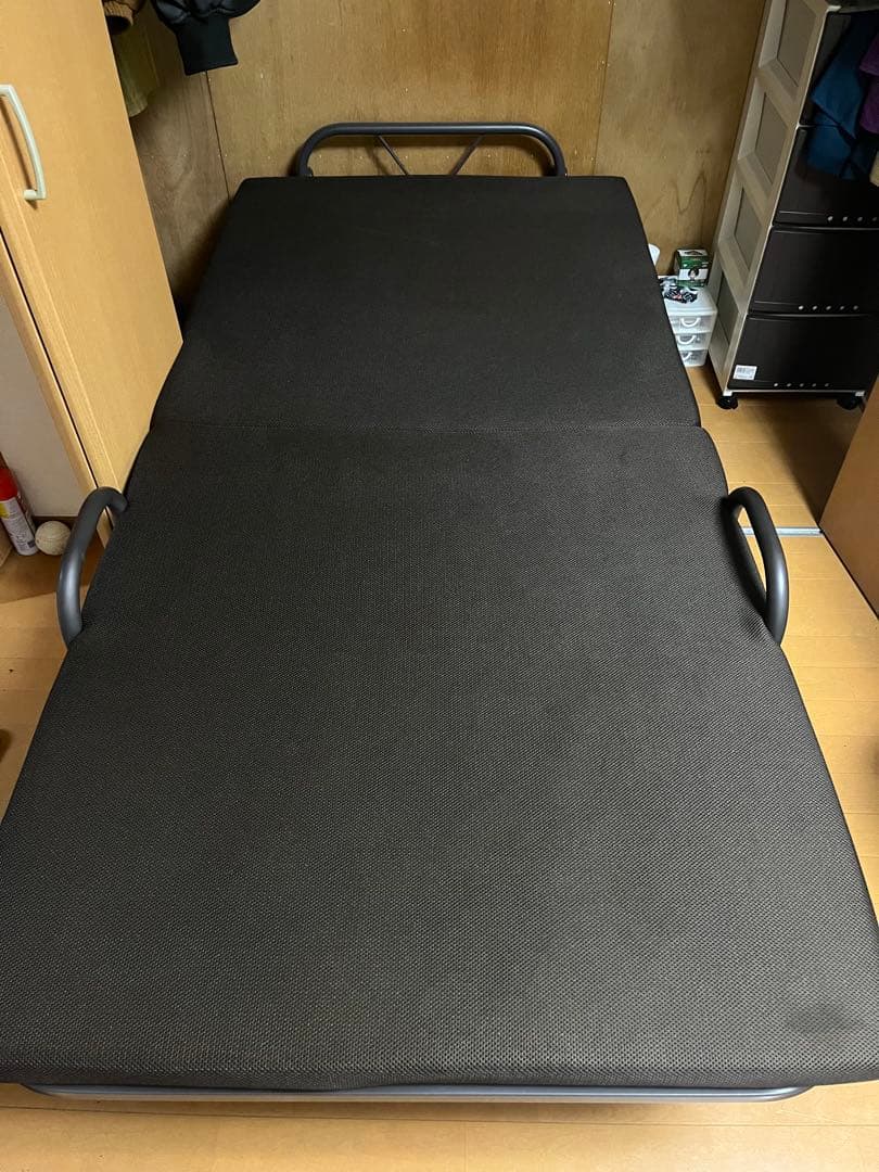 シングルベッド メッシュ ブラック 持ち手付き スチールベッド 宮付きコンセント付き シングル メッシュ仕様 通気性