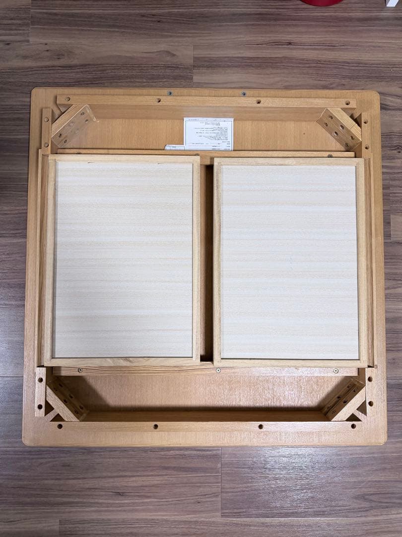 ニトリ 天然木タモ材 ダイニングテーブル 80×80cm - メルカリ