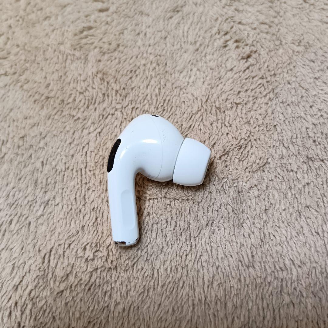 Apple AirPods Pro 第2世代 右耳のみ R 57 - メルカリ