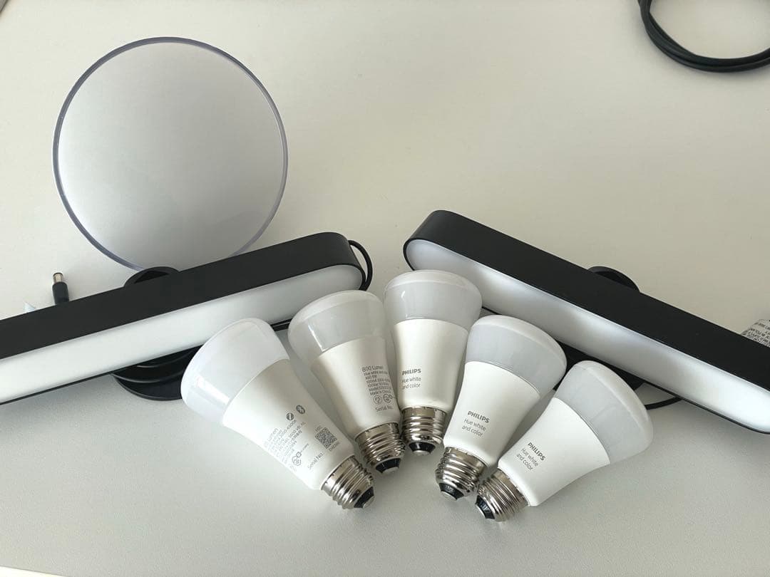 Hue Color 800×4, 1600×1, Go, Bar, Bridge Bridge - Smart hub | Philips Hue