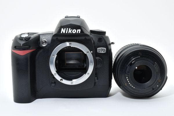 ☆極上美品☆ニコン D70 AF-S DX 18-55mm #579578 - メルカリ