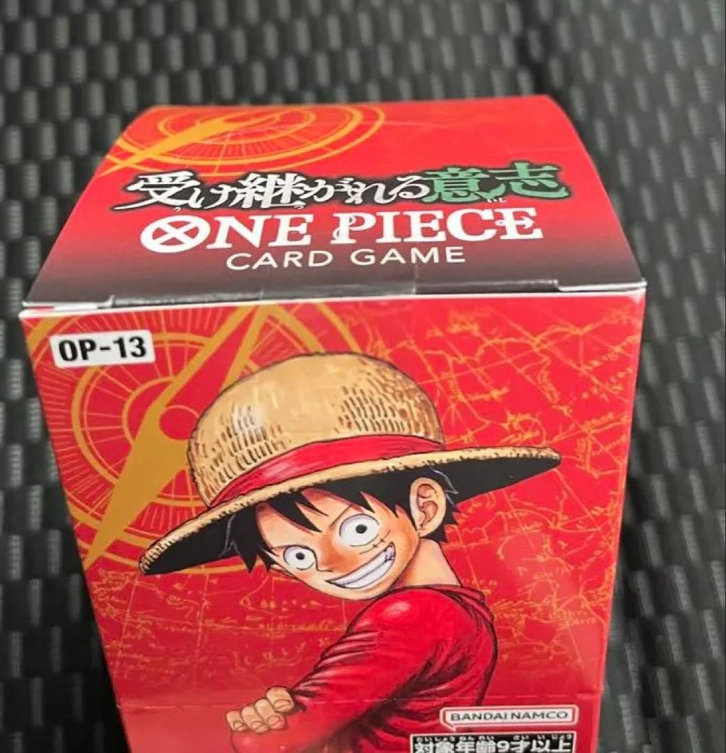 ✓【新品未開封テープ付き】ワンピースカードゲーム 受け継がれる意志