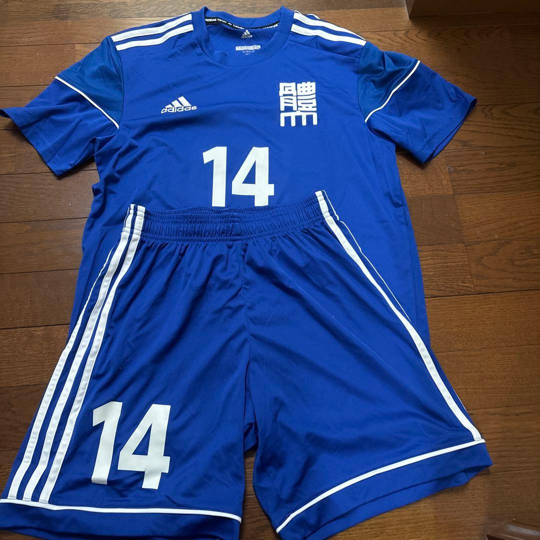 値下！日体大サッカー部ユニフォーム ブルーM アディダスadidas日本体育大学 2026年最新】日本体育大学 サッカー部の人気アイテム - メルカリ
