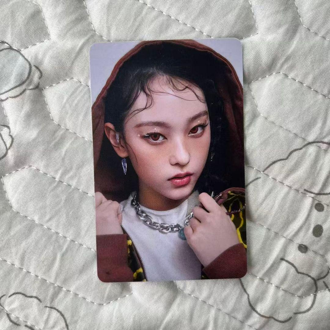 NJZ NewJeans 香港 complexcon 限定 トレカ ヘリン - メルカリ