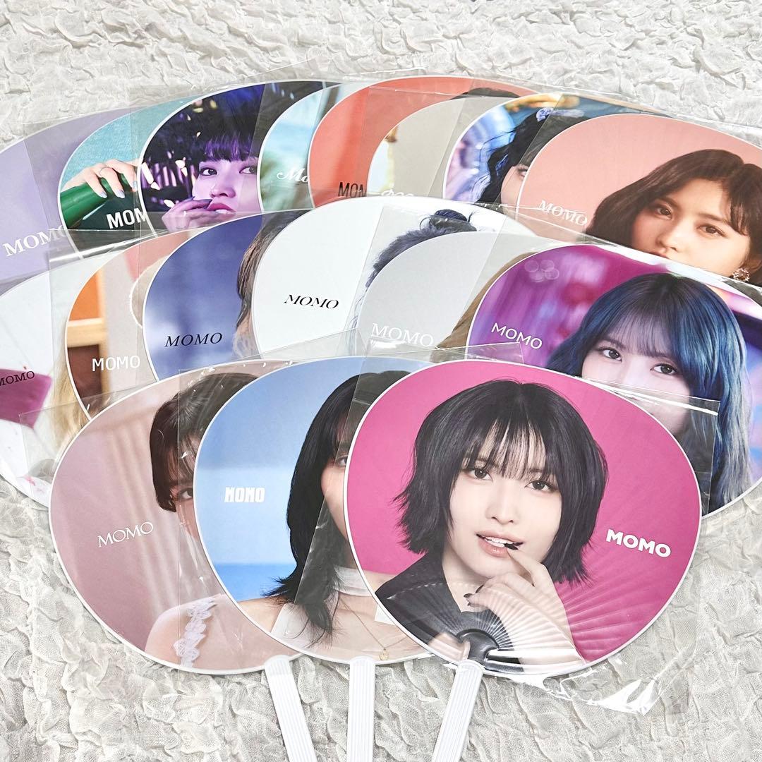 twice モモ うちわ まとめ売り - メルカリ