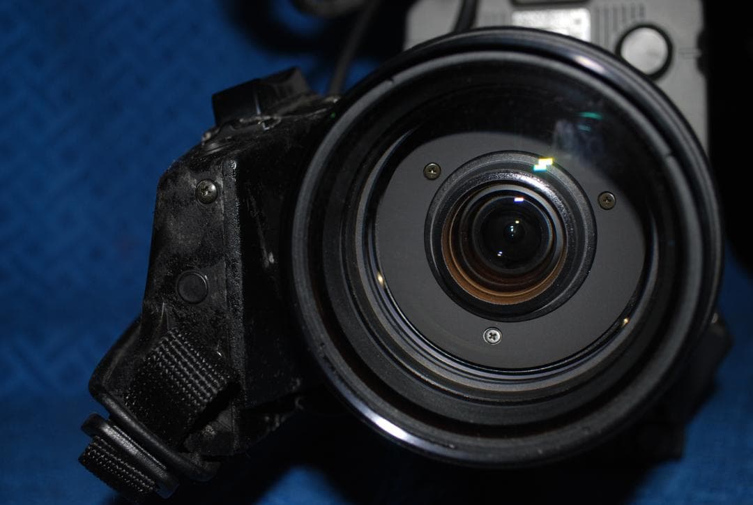 ソニー放送用カメラBVP550＋キャノンレンズ中古ジャンク品の出品です