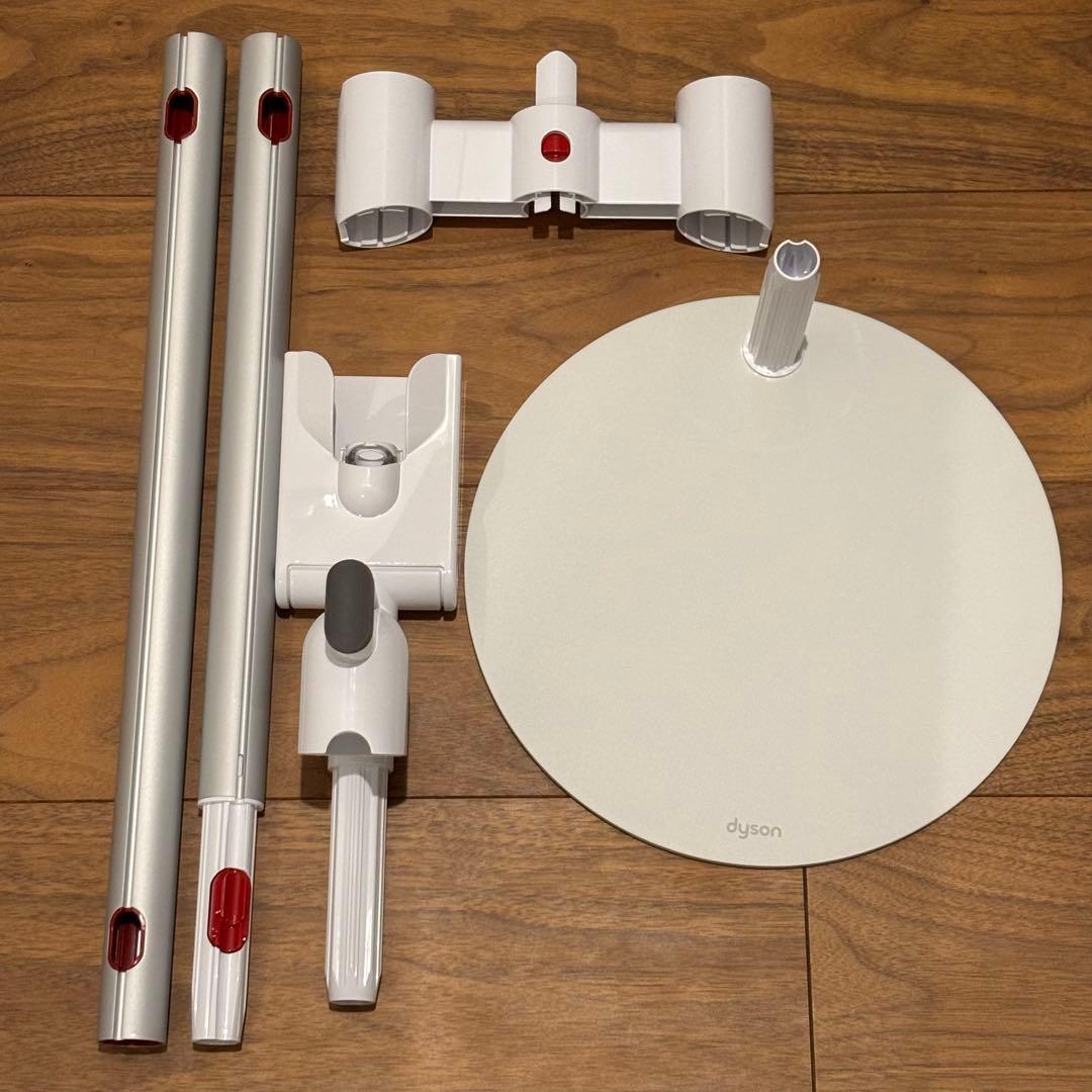 新品未使用】Dyson V12 Floor Dok™マルチツールホルダー付き - メルカリ