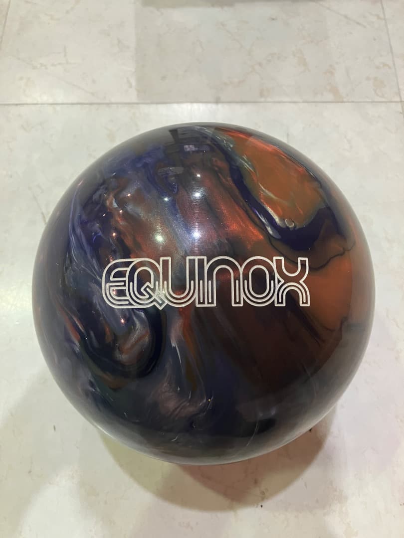 【新品】Storm Equinox ボウリングボール 15ポンド STORM EQUINOX ボウリングボール 15P 【公式通販】