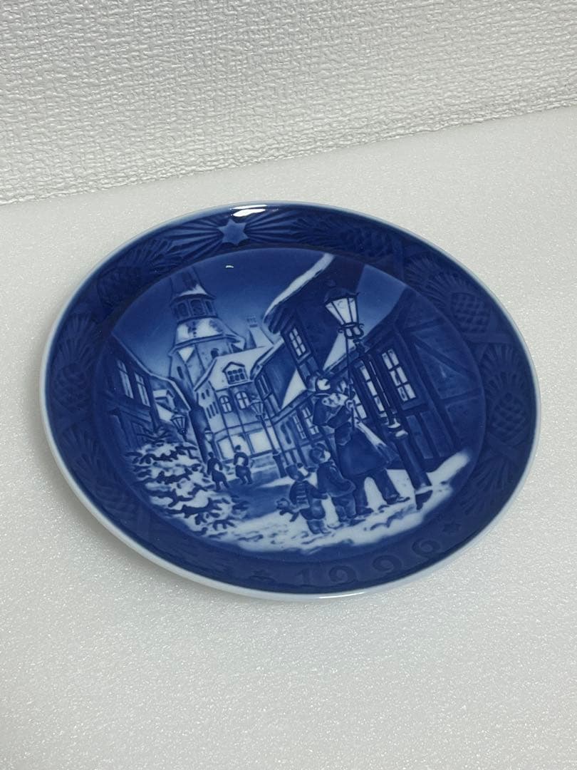 ロイヤルコペンハーゲン1996年 イヤープレート - メルカリ