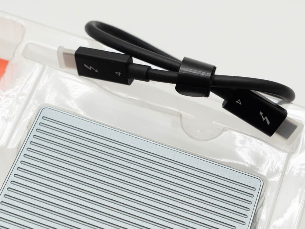 ITGZ Thunderbolt4 M.2SSD X2 RAID対応ドック