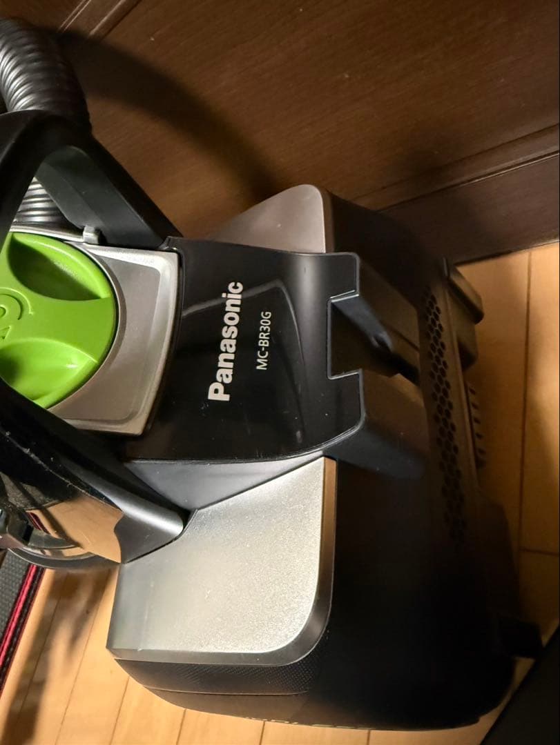 パナソニック「プチサイクロン MC-BR30G」充電式掃除機2014年製 - メルカリ