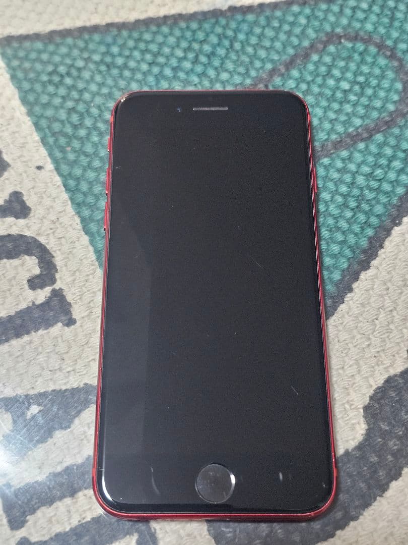 iPhone8 64GB レッド - メルカリ