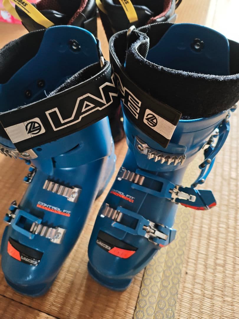 ○LANGE スキーブーツ RS 120 SC - メルカリ