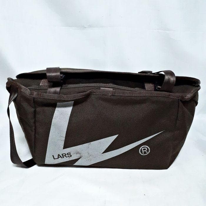 LARS ラーズ メッセンジャーバッグ - メルカリ