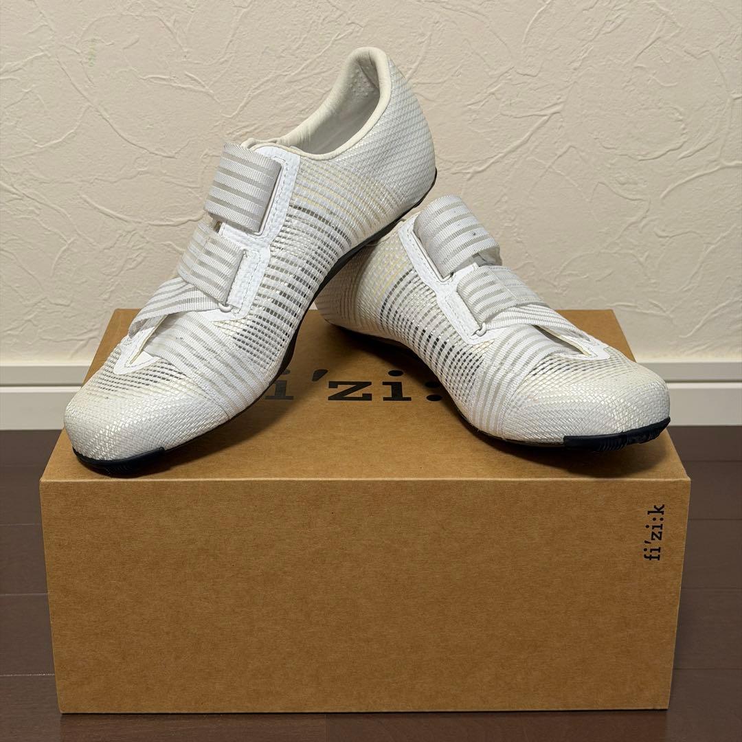 ウェア fizik VENTO POWERSTRAP AEROWAVE CARBON 楽天市場】フィジーク シューズ VENTO POWERSTRAP AEROWEAVE ヴェント