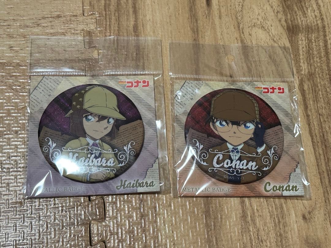 名探偵コナン コナンプラザ限定 ホームズメタリック缶バッジ 江戸川