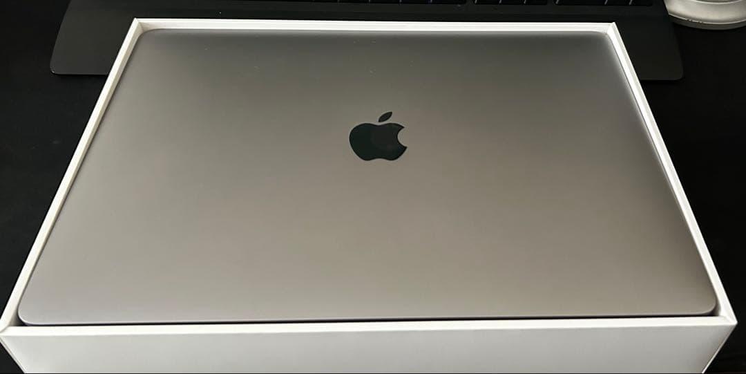 MacBook Air 13インチ M1（2020年モデル） Apple MacBook Air 13 (M1, 2020) Review - RTINGS.com