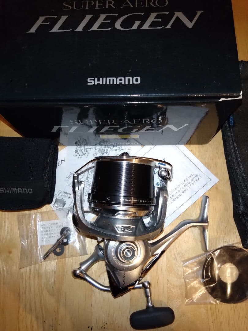 SHIMANO　スーパーエアロフリーゲン　キス　サーフ　トーナメント　スペシャル シマノ純正】16スーパーエアロ キススペシャル用 純正ラインローラー