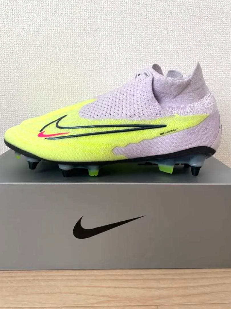 NIKE ファントムGX SG/イエロー×ライトグレー NIKE ナイキ ファントム GX II エリート FG(シルバー×イエロー