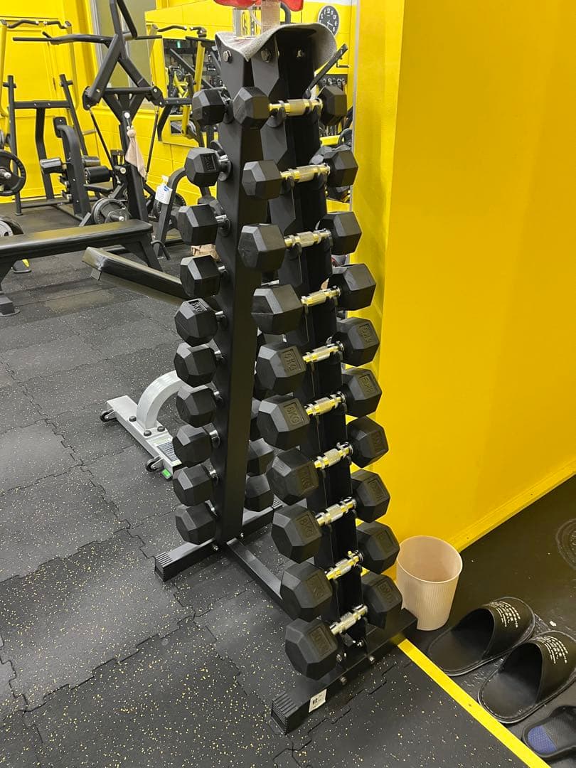 ラック&ヘックスダンベル　1kgから10kg 単品販売】縦型収納タワー ヘックスラバーダンベル 1kg-10kg用 – ONI