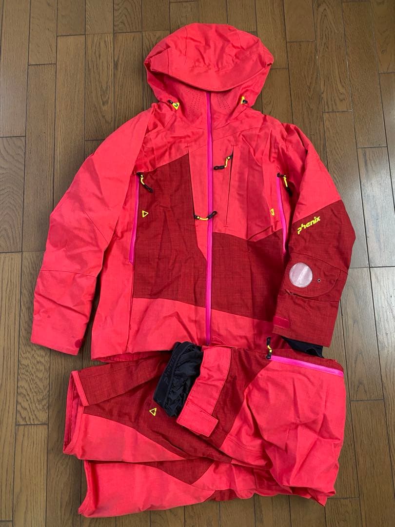 11月まで★送料込★ phenix スキーウェア上下セット　ピンク 楽天市場】フェニックス【PHENIX】ジュニア スキーウェア 上下セット