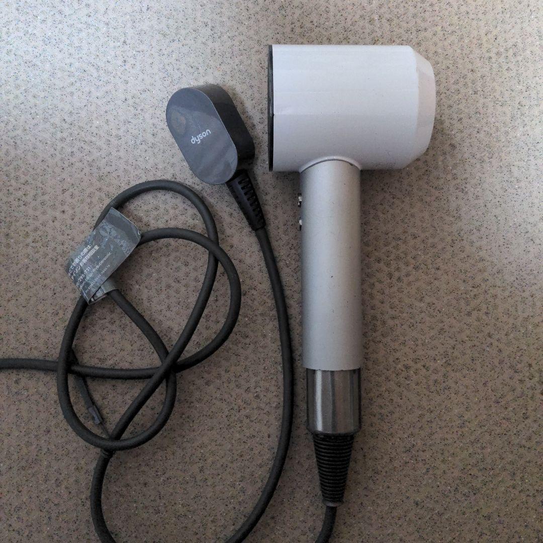 Dyson HD01 ダイソンヘアドライヤー 白&銀 ジャンク品 - メルカリ
