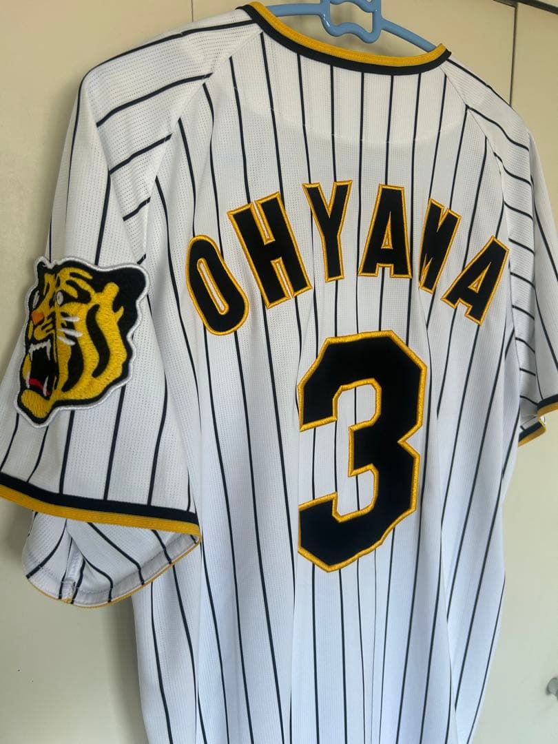 阪神タイガース 大山悠輔 レプリカユニフォーム Lサイズ - メルカリ