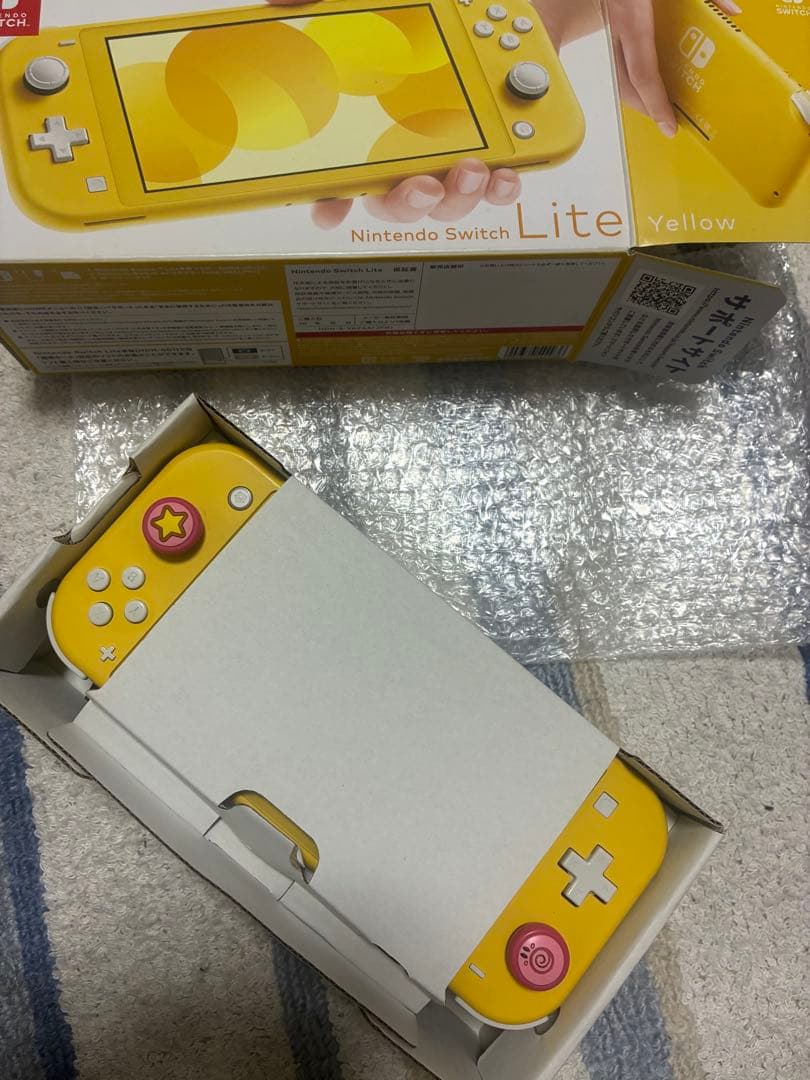 Nintendo Switch Lite イエロー 箱付き - メルカリ