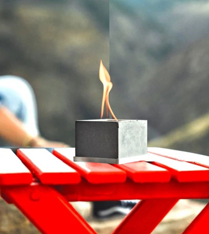 お家で今すぐ焚き火気分。室内で使えるコンパクト焚火台で「炎と暮らす