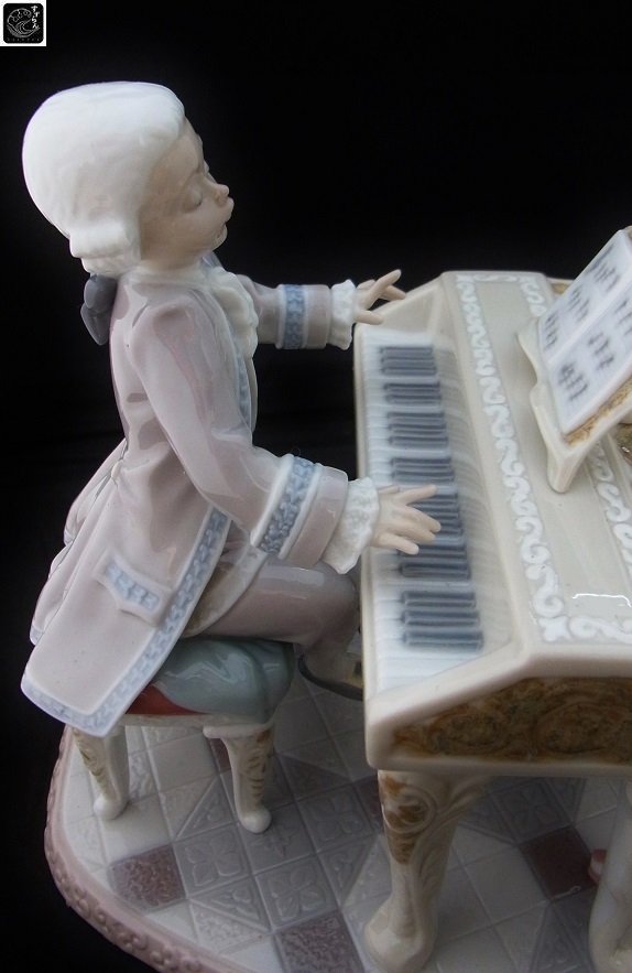 リヤドロ】【ヤングモーツァルト250周年記念モデル】【絶版】【限定品